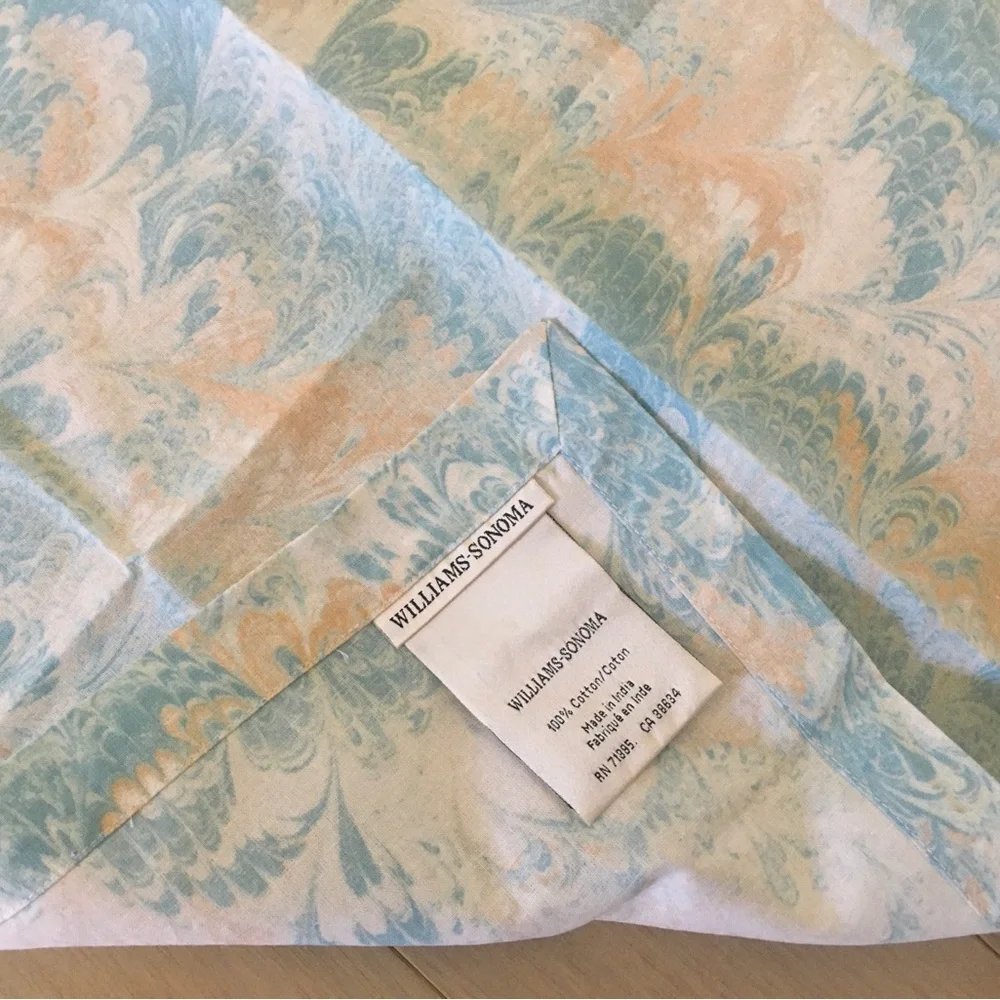 Williams Sonoma cotton Napkins set of 7